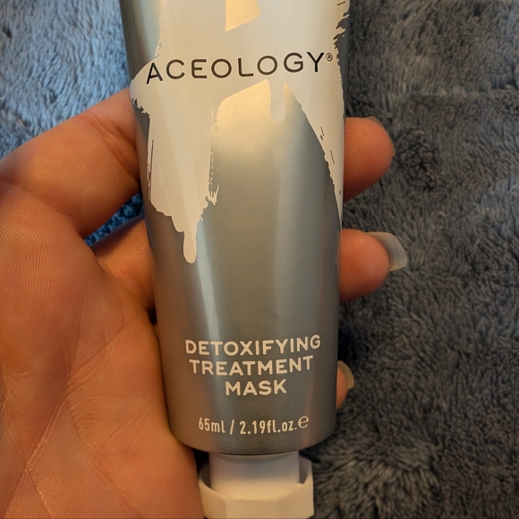 Aceology Detoxifying Treatment Mask 65 mL 2.19 fl oz - Picture 11 of 11